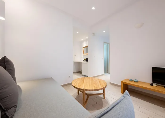 风车公寓 公寓 *